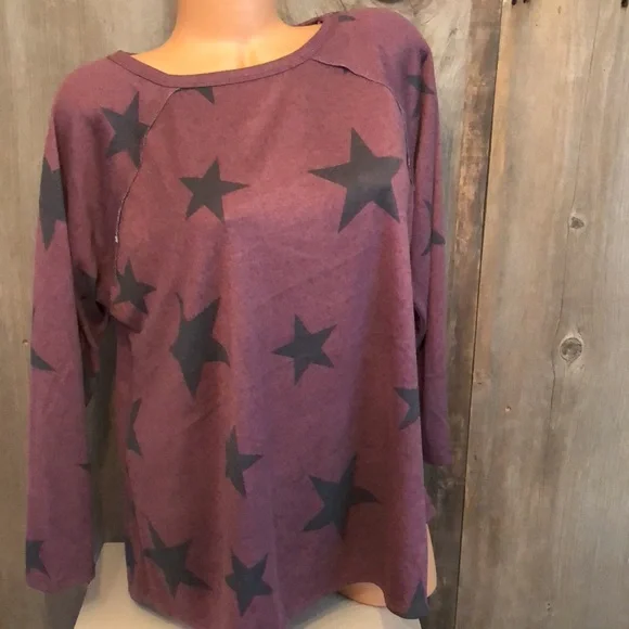 NWOT Hopely Star Top in Burgundy Maroon Size Small - Picture 5 of 16